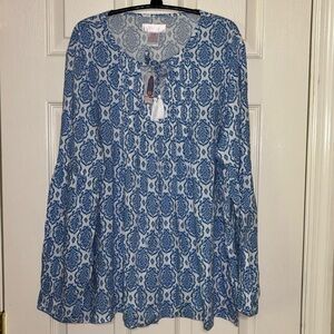 Breezy blue & white top